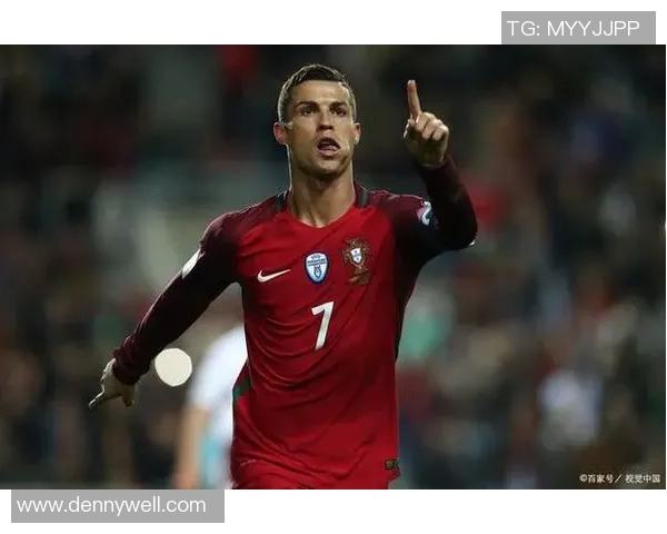 2004年足球明星排名揭晓谁将成为当年足坛的璀璨之星